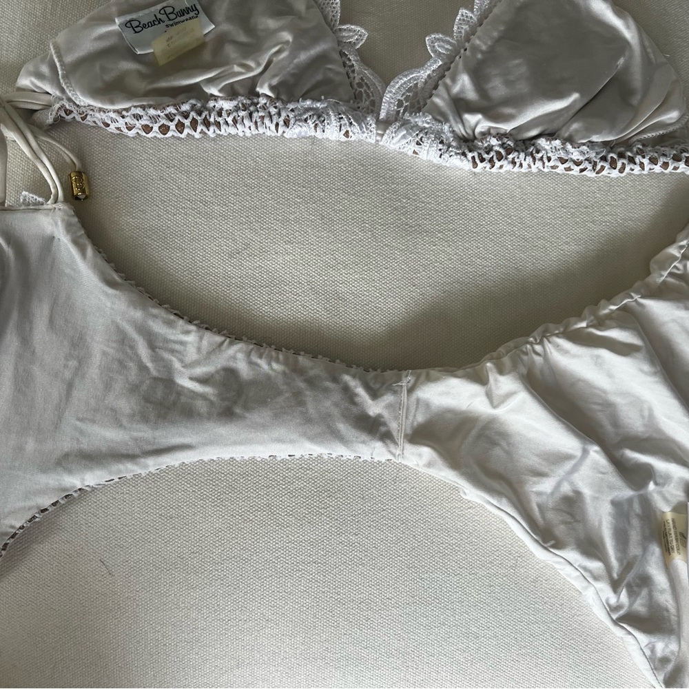 BEACH BUNNY White Bikini Set - Picture 8 of 14